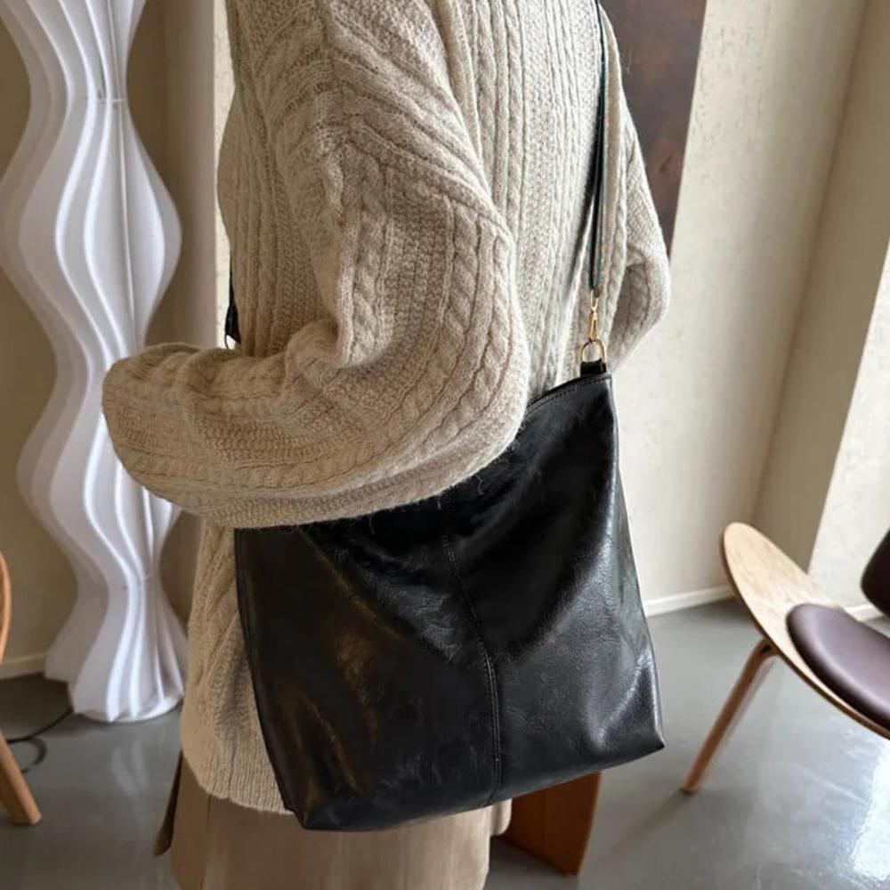 Ronja™ | Vintage Axelväska Elegant