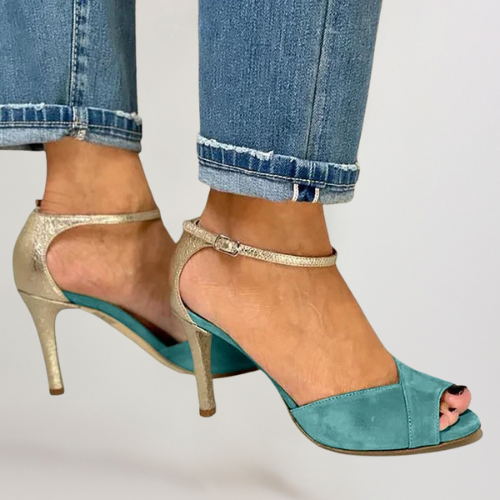 Nea™ | Peep-Toe stålklack med ankelrem och spänne