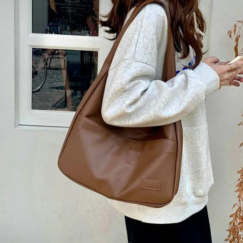 Emilia™ | Minimalistisk Elegans för Vardagen